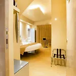 게스트하우스 Magikrooms Luxury 4*